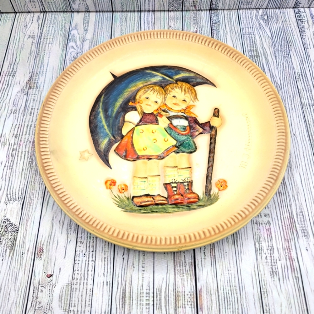 Hummel plate- 1975 Anniversary plate. By Goebel